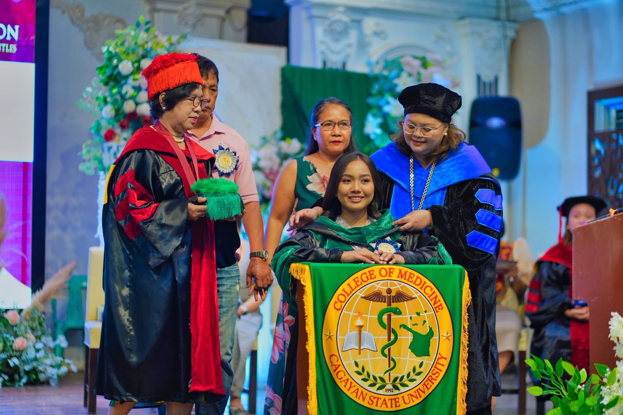 MEDICINE-GRAD-PHOTOSET photo 44